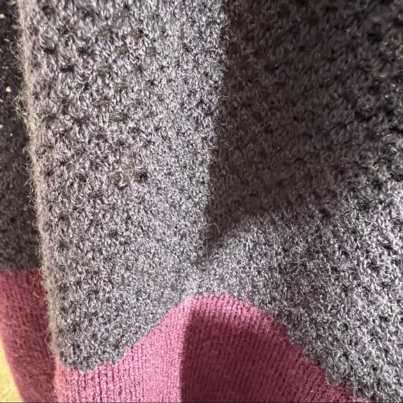 Lululemon Merino Wool Hearth Opener Infinity Scarf Purple Striped **FLAWED** - Picture 10 of 10